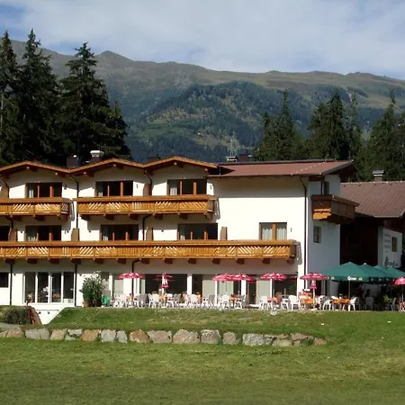 Familienhotel Moos-alm Hotel 4*
