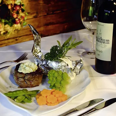 מלון Moos-alm 4*