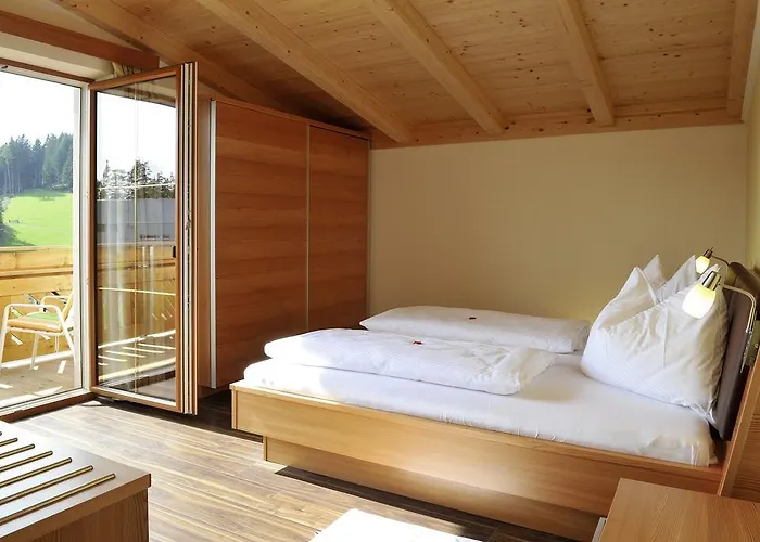 Familienhotel Moos-alm Hotel Lienz